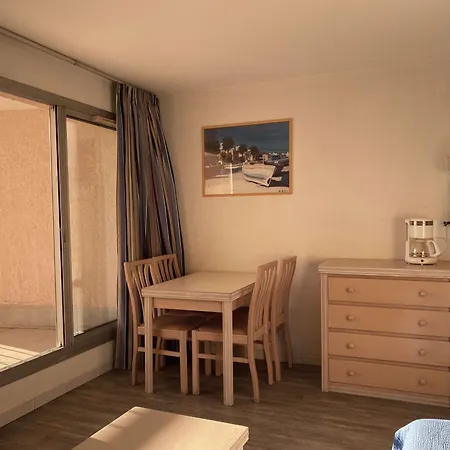 2 Pièces Avec Terrasse Et Piscine à - Fr-1-553-286 Apartamento