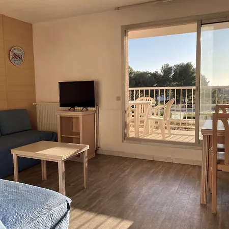 2 Pièces Avec Terrasse Et Piscine à - Fr-1-553-286 Balaruc-les-Bains